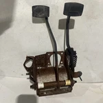 92 - 96 Ford F150 Bronco F250 F350 Clutch & Brake Pedal Assembly W/ Bracket Oem. Fixed Price $129.99.