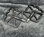 Alston Black Aluminum Mtb Bike Pedals (SH5). Fixed Price $17.99.