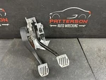 2006 Bmw 330XI Clutch & Brake Pedal Assembly. Fixed Price $150.00.