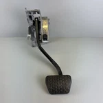 2006-13 Bmw E90 E91 E92 Series Brake Pedal Assembly 423.224-03 Oem. Fixed Price $25.00.