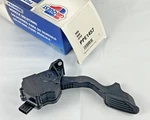 Toyota Oe Denso 7811052200 ; Accelerator Gas Pedal Xref.# 5S14160, 7811052053. Fixed Price $99.95.