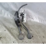 16-19 Bmw F30 3-SERIES F32 Clutch Pedal Box Assembly For Manual Trans Cyl Oem. Fixed Price $131.25.