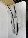 17-20 Jaguar Xe Front Windshield Left & Right Wiper Arm Pair Oem. Fixed Price $58.65.