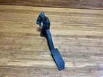2015-2025 Land Rover Discovery Sport Accelerator Gas Throttle Pedal 70K Mil Oem. Fixed Price $55.00.