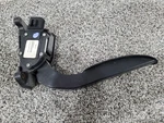 Used And Tested 2006-2008 Ford Crown Victoria Accelerator Pedal 7-PIN Sensor. Fixed Price $69.99.