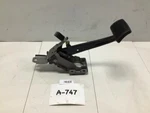 2014 Kia Sorento Ex Brake Pedal Oem+. Fixed Price $72.81.