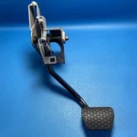 SKB500220WQD - Brake Pedal And Bracket Supercharged Range Rover L322 Genuine. Fixed Price $534.46.