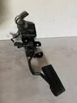 95-97 Ford F250 F350 7.3 Powerstroke Diesel Throttle Pedal F6TA-9F836-AA. Fixed Price $124.99.