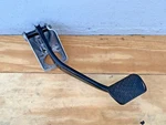 2006 - 2012 Mercedes R350 Brake Stop Pedal Oem. Fixed Price $57.03.