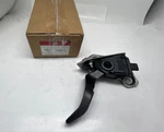Standard APS478 Accelerator Pedal Sensor 2009-2018 Ford E-150 E-250 E-350. Fixed Price $172.51.