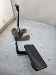 92 - 97 Ford Obs F150 F250 F350 Bronco Gas Pedal Assembly With Bracket Oem. Fixed Price $76.46.