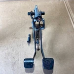 Clutch Pedal Assembly For Manual Transmission 1232940501 Lhd Mercedes-benz W123. Fixed Price $190.00.