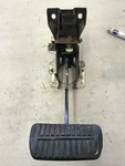 04-07 Subaru Impreza Rs 2.5I Brake Pedal Assembly Auto Trans Oem 2004-2007. Fixed Price $24.00.