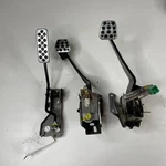 2006-09 Honda S2000 Gas / Brake Clutch Pedal Assembly Set Oem. Fixed Price $139.95.