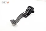 2017 - 2018 Porsche Panamera Brake Stop Pedal & Bracket Oem. Fixed Price $80.74.