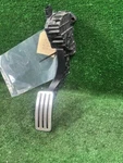 2021-2024 Tesla Model X Gas Accelerator Pedal Assembly Oem 1020360. Fixed Price $63.00.