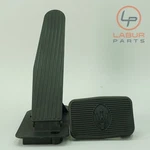 M139 03-12 Maserati Quattroporte Accelerator Gas Pedal W/ Brake Pad A1171. Fixed Price $55.79.