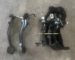 1986-93 Mazda B2000 B2200 B2600 Clutch, Brake Pedal And Holder Assembly Oem Used. Fixed Price $202.50.