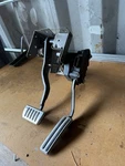 Pontiac Solstice Gxp Saturn Sky Pedals Gas Brake Automatic. Fixed Price $100.00.