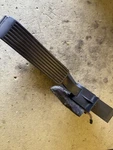03-11 Mercedes W203 W211 C240 Gas Pedal Throttle Accelerator A2113000404 Oem. Fixed Price $54.97.