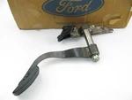 New Oem Ford XL1Z-9725-BA Accelerator Pedal 1999 Expedition & Navigator. Fixed Price $107.99.