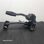 06-12 Kia Sedona Brake Pedal W/ Bracket Oem 59115-4D501. Fixed Price $120.00.