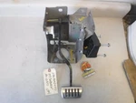 07-08 Saturn Sky Pontiac Solstice Gxp Oem Auto Trans Brake Pedal With Bracket. Fixed Price $50.00.