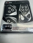 Razo Pedal Set Gt Spec Mt-s Carbon Silver RP104 New. Fixed Price $99.99.