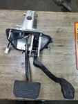 1997 Jaguar Xjr Pedal Brake/clutch Assembly. Fixed Price $100.00.
