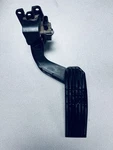 Freightliner Accelerator Pedal P/n A01-33397-001. Fixed Price $198.99.