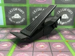 2012 Hyundai Equus Gas Pedal Accelerator (ident: 747665-00) Oem. Fixed Price $49.99.