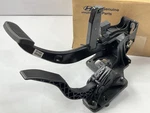 New Brake & Gas Accelerator Throttle Pedal Oem For 06-14 Kia Sedona 328004D100. Fixed Price $107.96.
